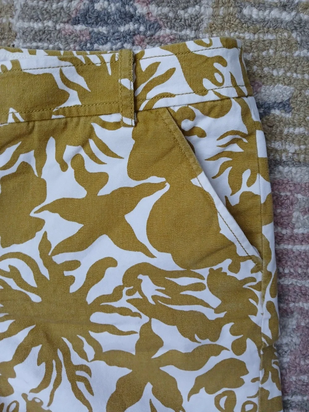 J. Crew City Fit Chino Shorts size 6 mustard yellow tropical print